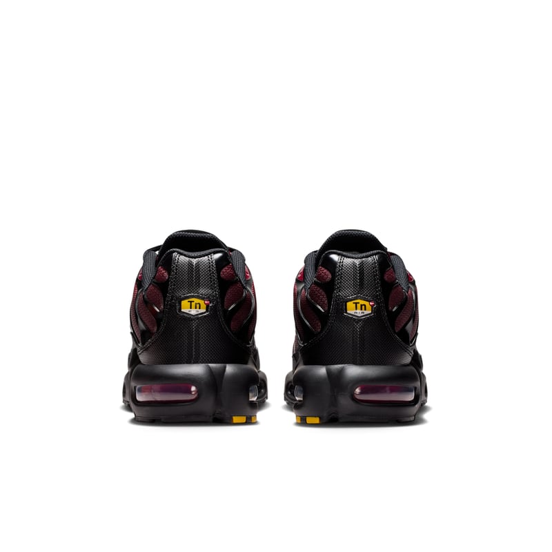 Sneakersy Nike Air Max Plus "Tough Red & Black" | Mezczyzni | Sportstyle | 06 | SPORTSHOWROOM