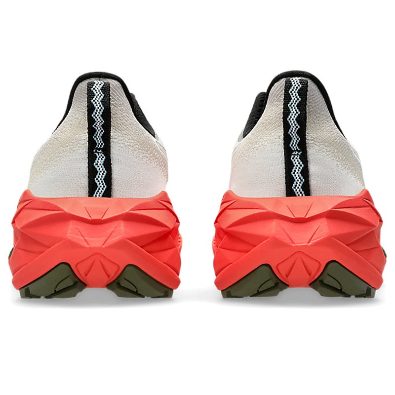 ASICS Novablast 4 TR 1011B850-300 05