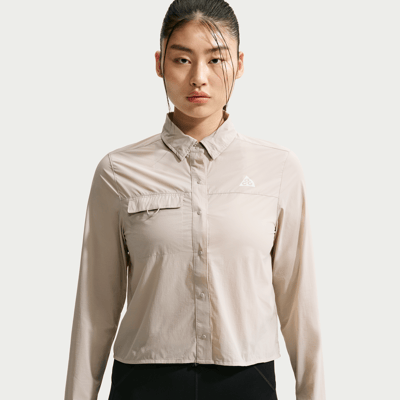 Nike ACG "Aireez" Button-Up Toppi "Cream II" | Naiset | Outdoor | 01 | SPORTSHOWROOM