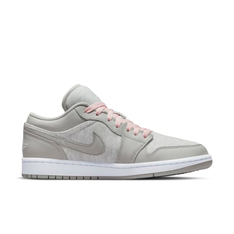 Jordan 1 Low SE DQ6076-001 03