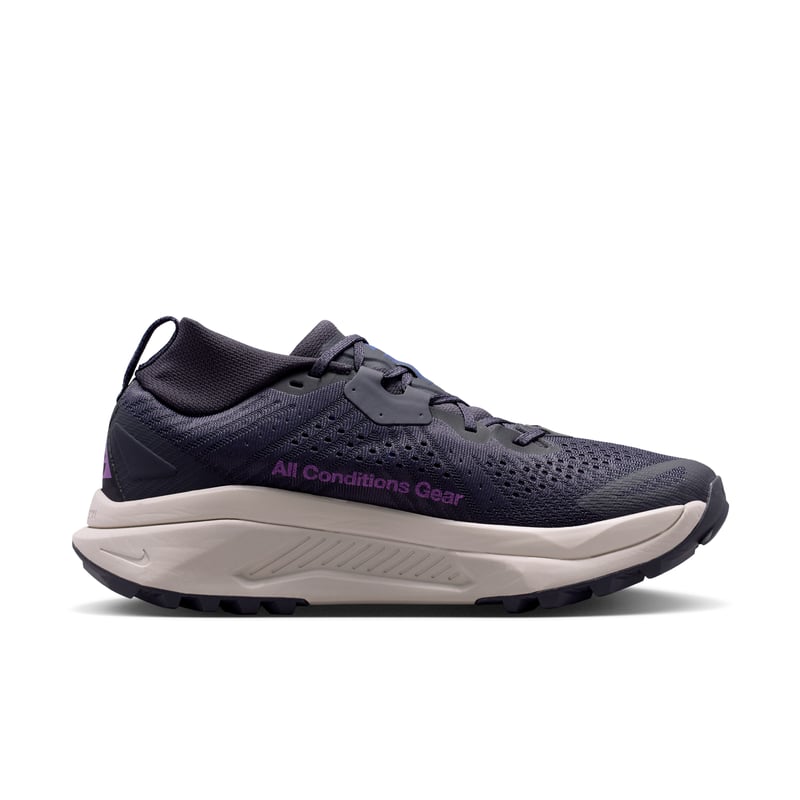 Nike ACG Zegama trail runners "Gridiron & Cream II" | Men | Outdoor | 03 | SPORTSHOWROOM