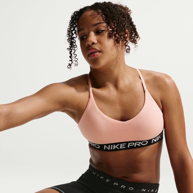 Nike Pro Indy IF0360-800 03