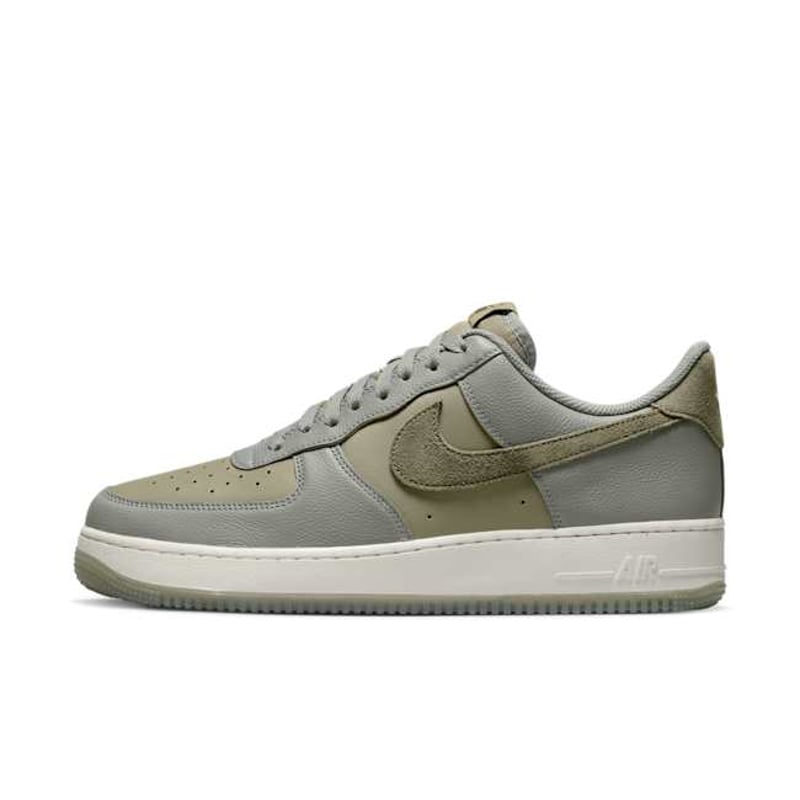 Nike Air Force 1 '07 LV8 FJ4170-002 01