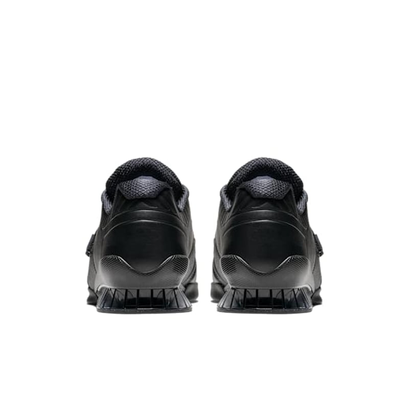 Nike Romaleos 3 XD AO7987-001 06