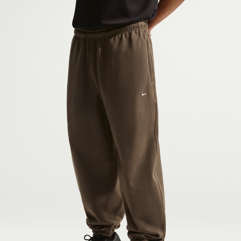 Nike Solo Swoosh Cuffed Fleece HV1088-212 02