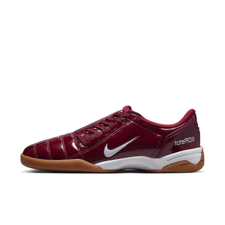 Nike Total 90