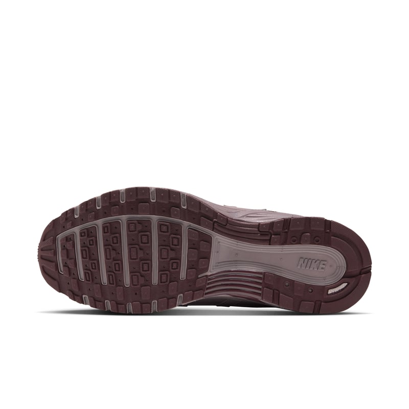 Sapatilhas Nike P-6000 "Light Violet Ore & Burgundy Crush" | Mulher | Estilo desportivo | 02 | SPORTSHOWROOM