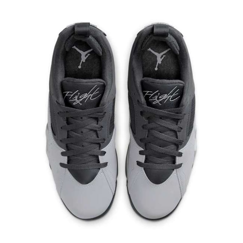 Jordan MVP 92 HQ3950-001 04