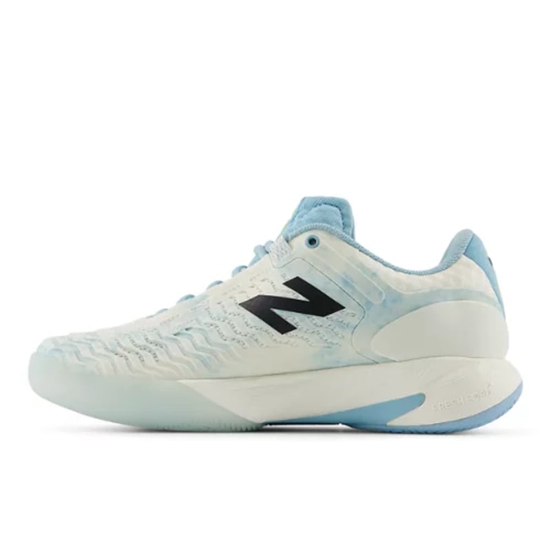 New Balance Fresh Foam X CT-Rally v2 tenniskengät "Sea Salt & Glint Blue" | Naiset | Tennis | 01 | SPORTSHOWROOM