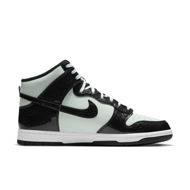 Nike Dunk High SE DD1398-300 03