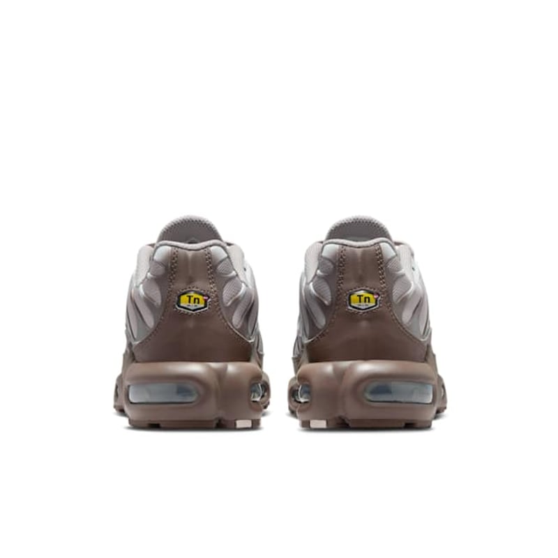 Nike Air Max Plus DZ3671-002 06