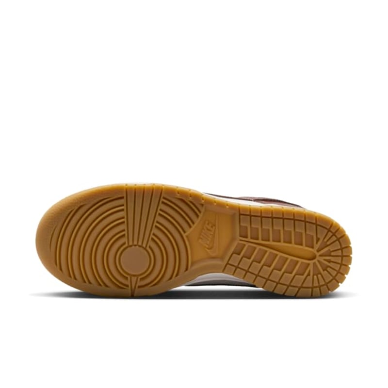 Nike Dunk Low LX FJ2260-004 02