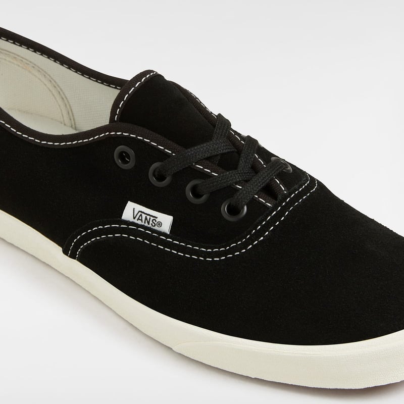 Vans Authentic Lowpro Suede VN000D04BA2 04