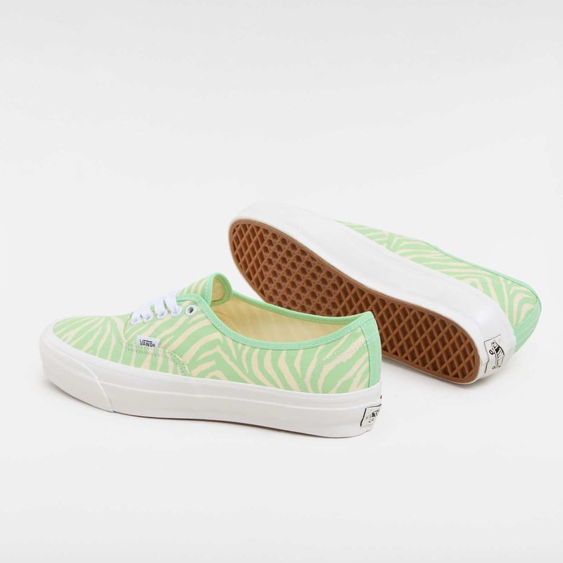 Vans Premium Authentic VN000EBNE2Y 03
