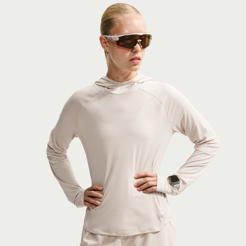 Top Nike ACG UV-Resistant Hooded Mid-Layer "Light Orewood Brown" | Mujer | Aire Libre | 01 | SPORTSHOWROOM