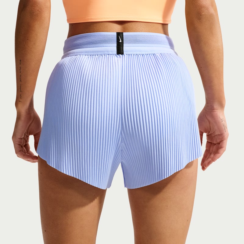 Nike AeroSwift Dri-FIT ADV Mid-Rise 7" Brief-Lined Shorts "Aluminium" | Dames | Hardlopen | 03 | SPORTSHOWROOM