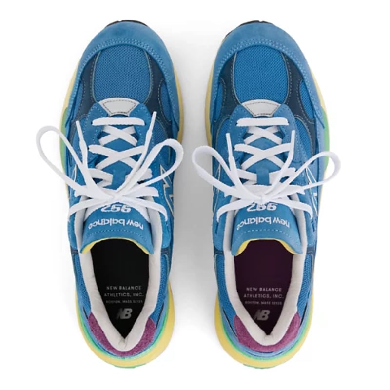 New Balance 992 Made in USA sneakerit "Sea Stone & Maize" | Miehet & Naiset | Sportstyle | 01 | SPORTSHOWROOM