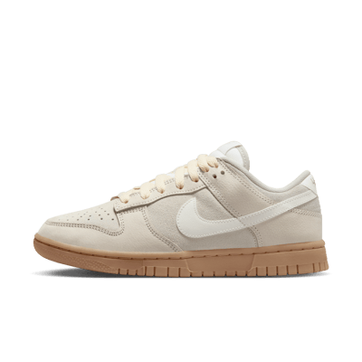 Nike Dunk Low SE FQ8147-104