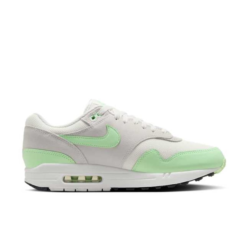 Nike Air Max 1 Essential FZ5808-107 03
