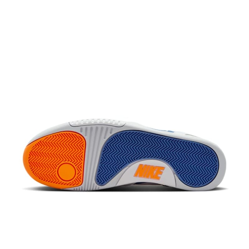 Nike Air Tech Challenge 2 FZ9033-101 02