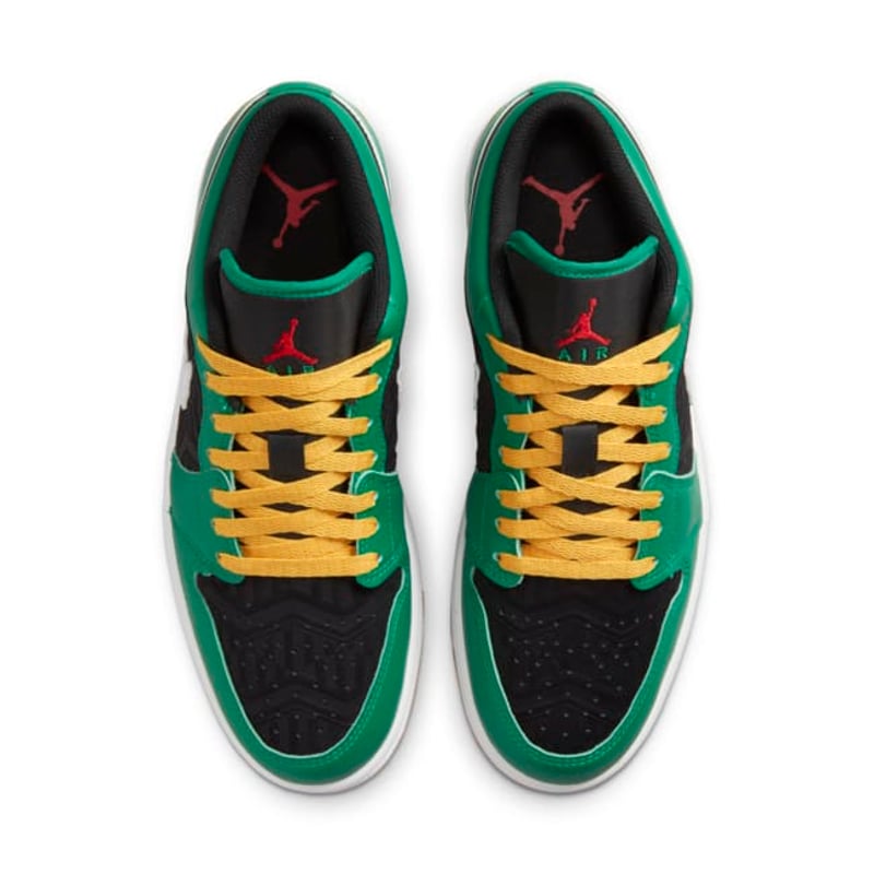 Jordan 1 Low SE DQ8422-300 02