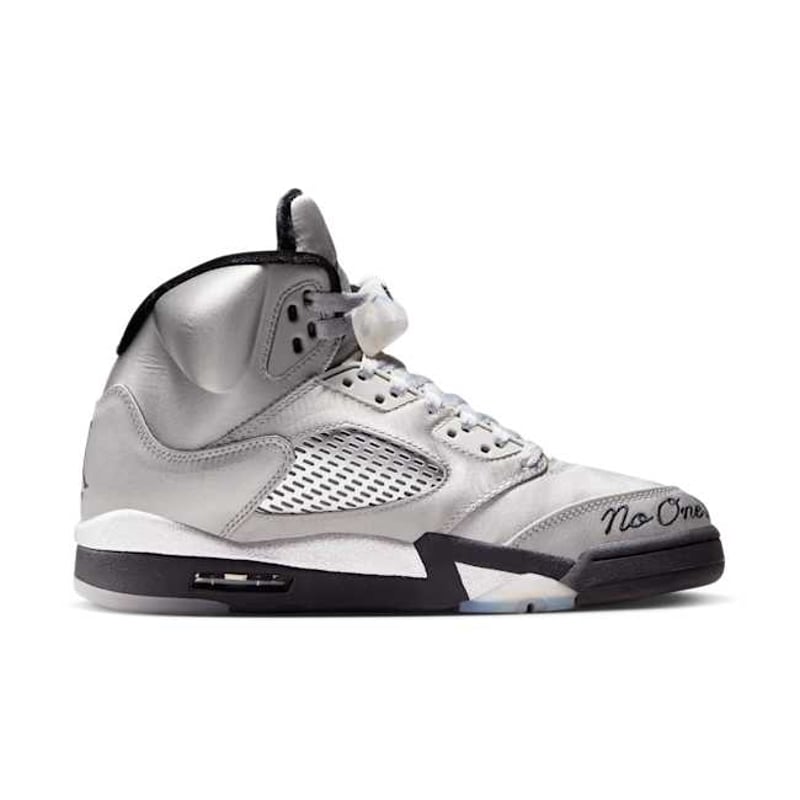 Jordan 5 Retro IO2038-001 03