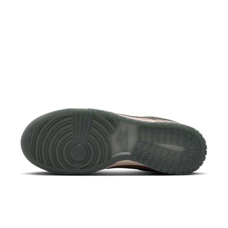 Nike Dunk Low FZ2552-001 02