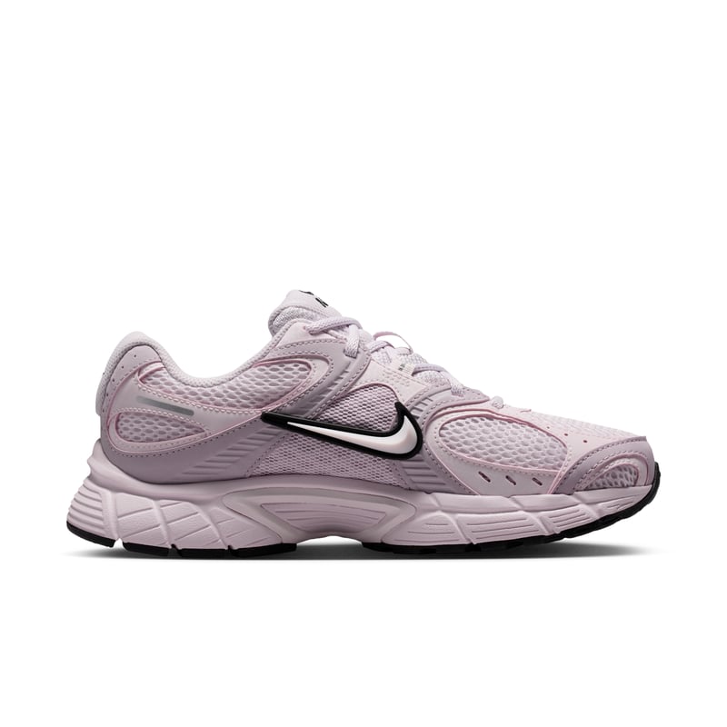 Sneakersy Nike V5 RNR "Bleached Lilac & Pearl Pink" | Kobiety | Sportstyle | 03 | SPORTSHOWROOM