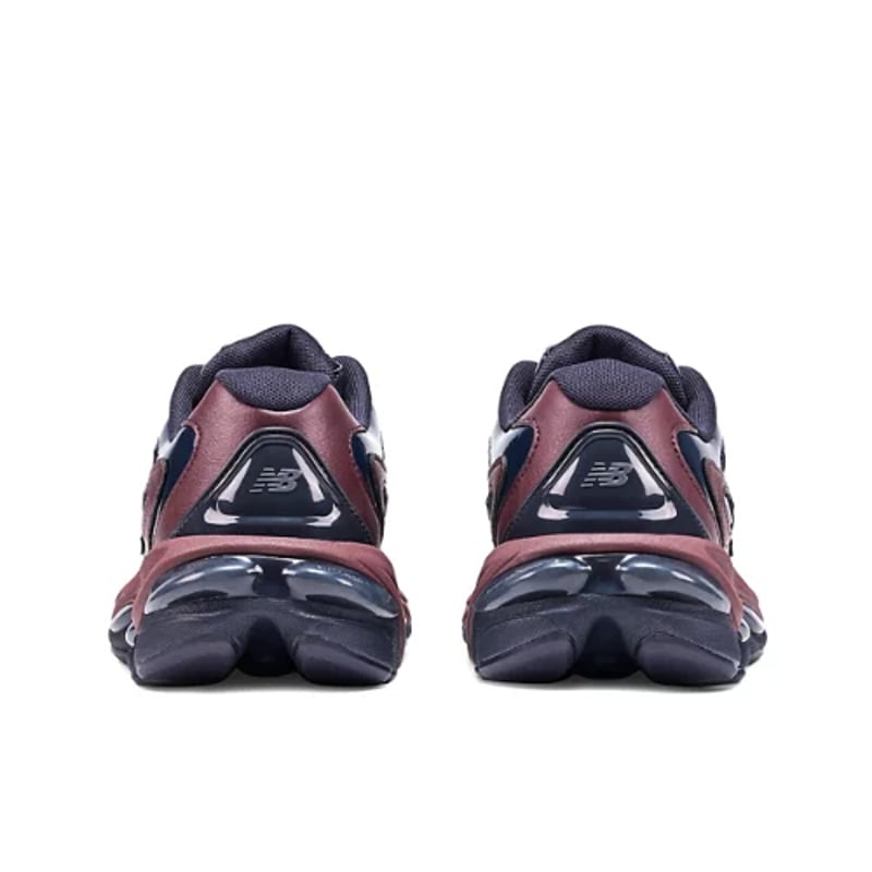 New Balance 983 sneakerit "Cherry Leather & Dark Night" | Miehet & Naiset | Sportstyle | 05 | SPORTSHOWROOM