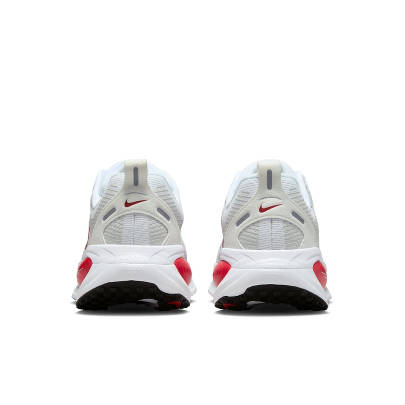 Nike Vomero 18 IB4032-114 06