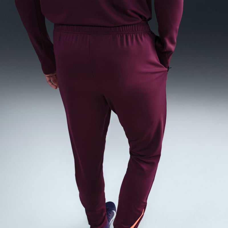 Nike Strike Dri-FIT FN2405-610 03