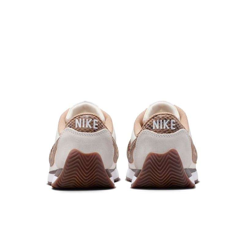 Nike Pacific Premium sneakers "Sail & British Khaki" | Dames | Sportstyle | 06 | SPORTSHOWROOM