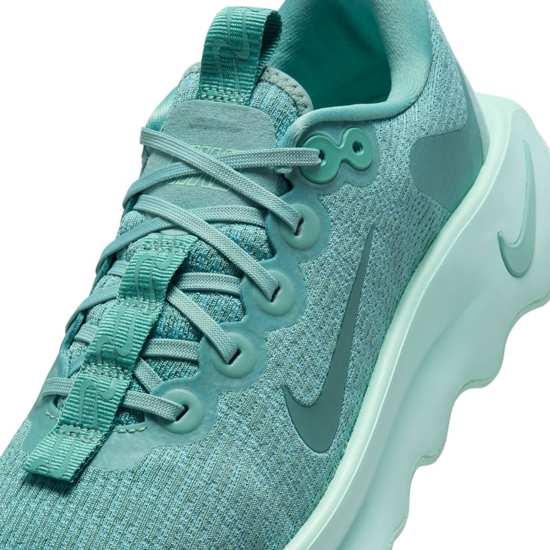 Nike Motiva DV1238-011 07