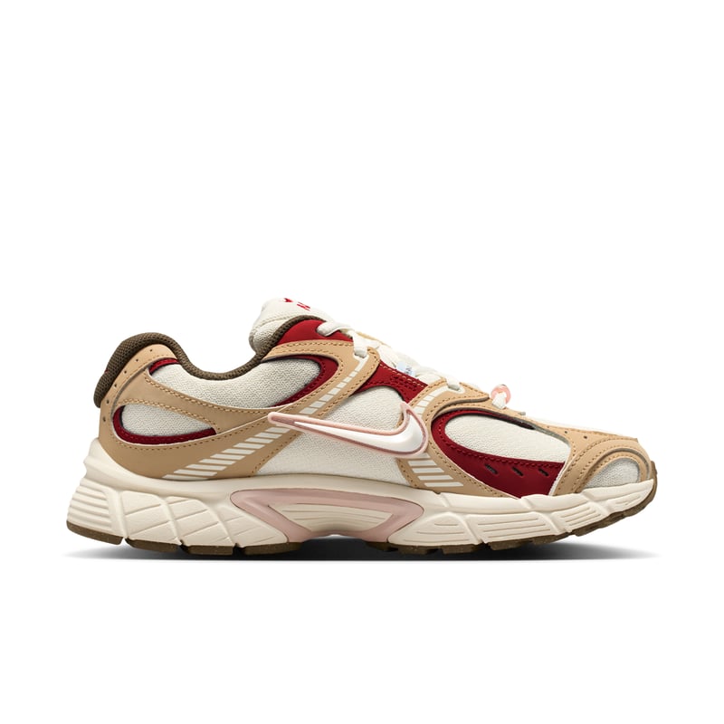 Nike V5 RNR trainers "Year of the Horse" | Women | SportStyle | 03 | SPORTSHOWROOM