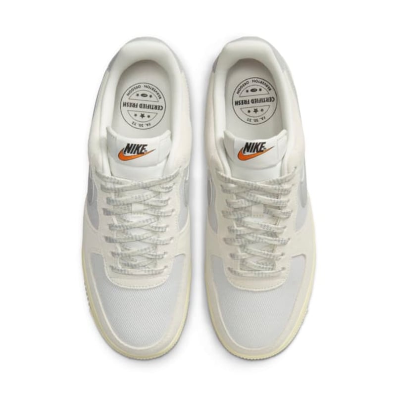 Nike Air Force 1 '07 LV8 DO9801-100 04