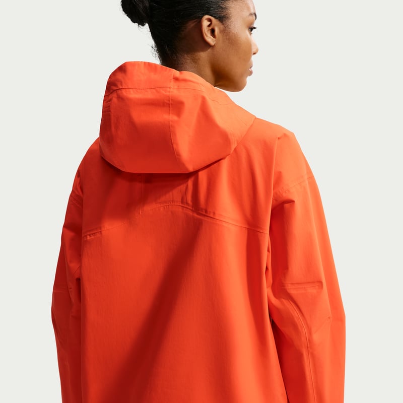Nike ACG "Morpho" Storm-FIT ADV Rain Jakke "Safety Orange & Vivid Purple" | Dame | | 02 | SPORTSHOWROOM