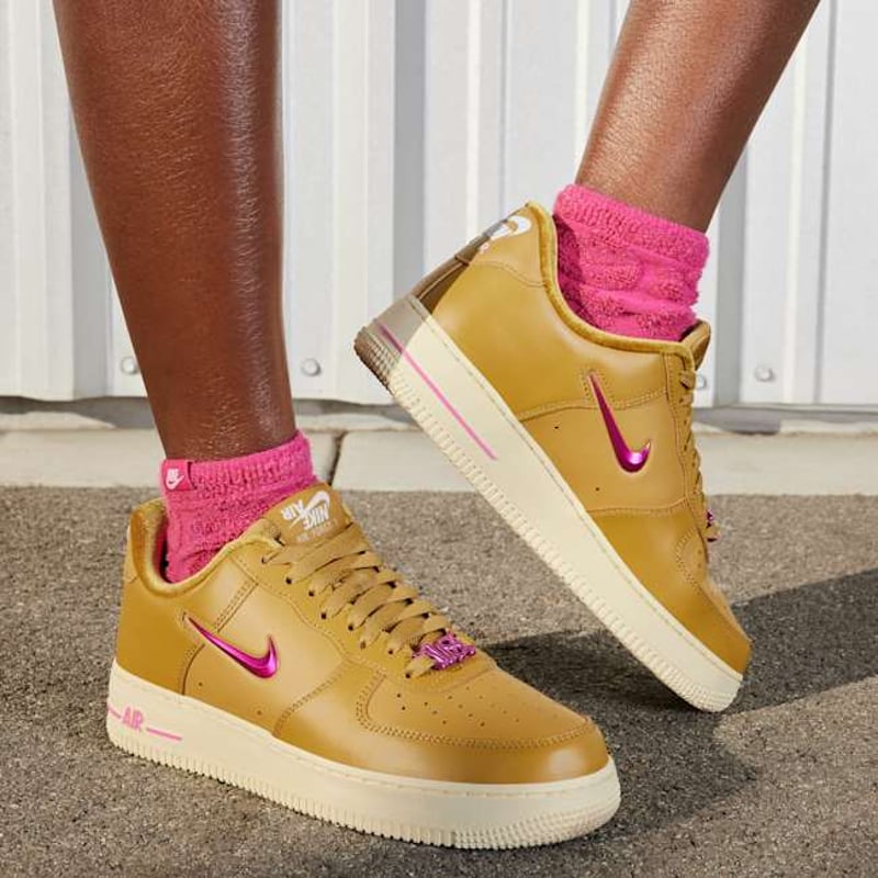 Nike Air Force 1 '07 ‘Just Do It’ FB8251-700 02