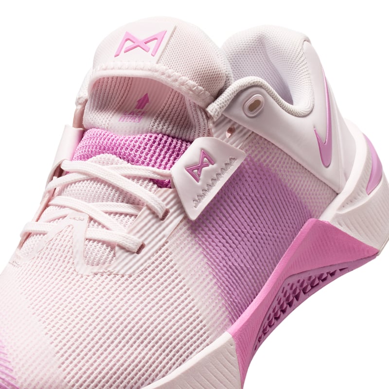 Nike Metcon 10 training shoes "Pearl Pink & Barely Rose" | Women | Training | 09 | SPORTSHOWROOM