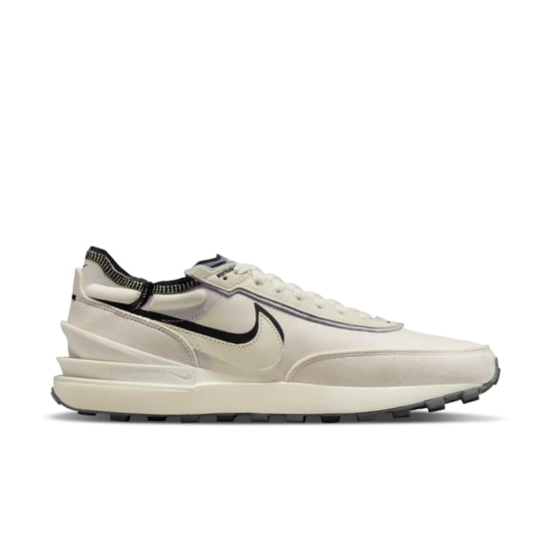 Nike Waffle One SE DO9782-001 03