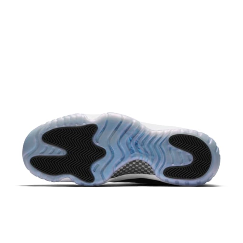 Jordan 11 Retro Low 528895-145 02