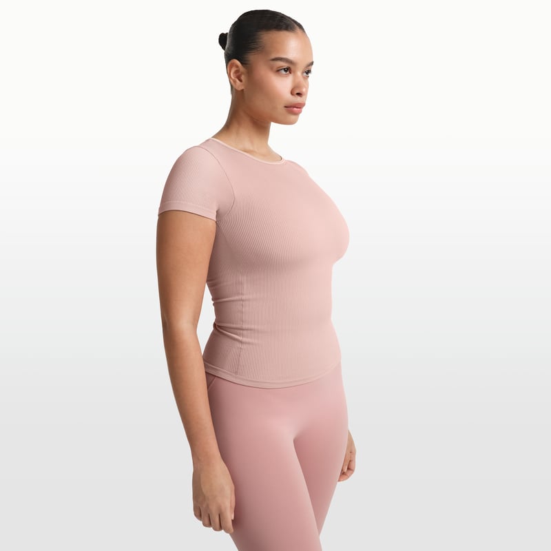 NikeSKIMS Ribbed Seamless IR5002-662 03