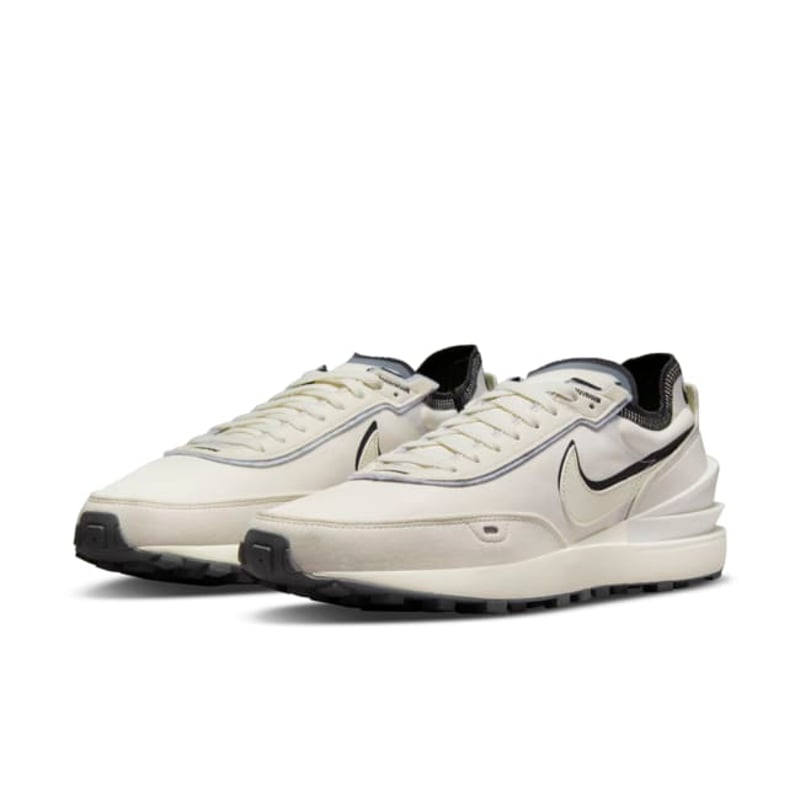 Nike Waffle One SE DO9782-001 05
