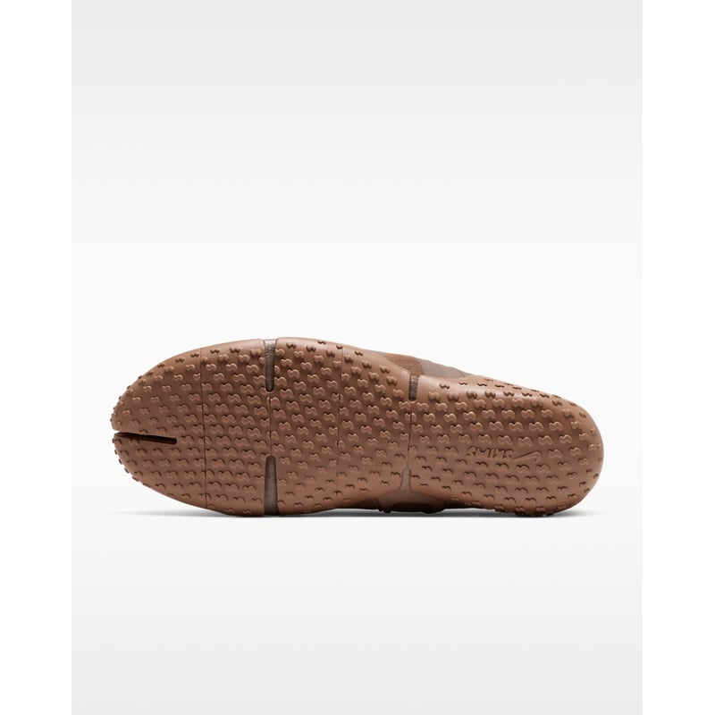 NikeSKIMS Rift Mesh IO7694-201 06