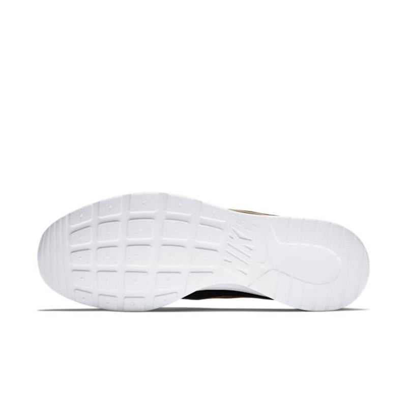 Nike Tanjun AQ7154-001 02