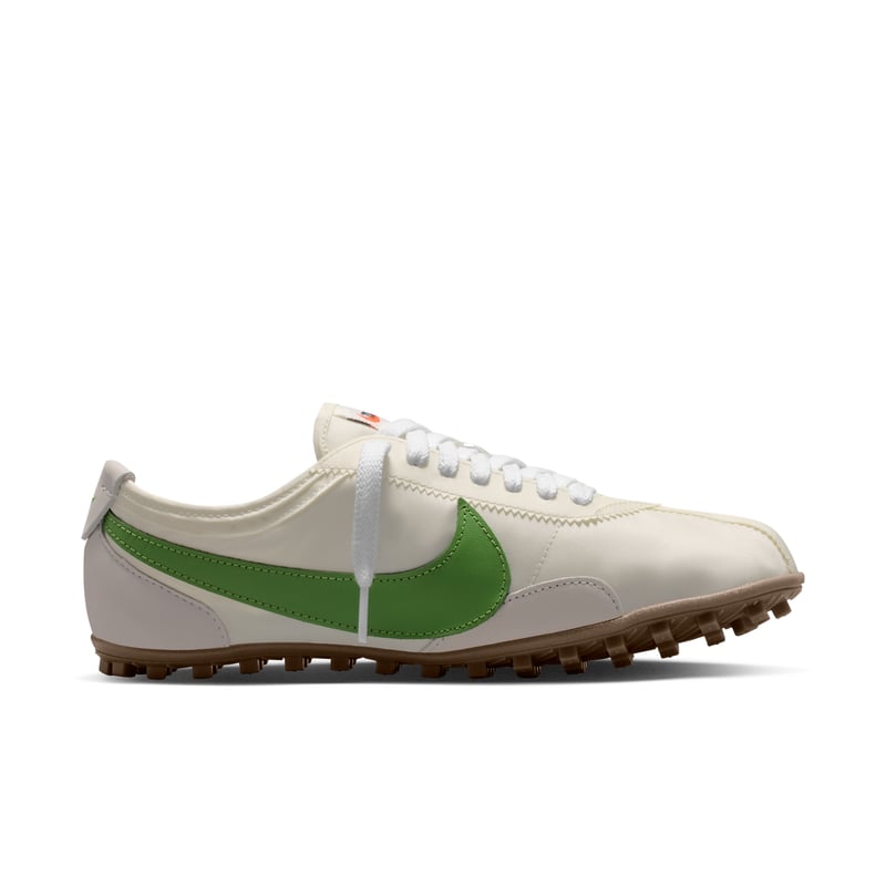 Nike Moon Shoe OG sneakers "Sail & Chlorophyll" | Kvinnor | Sportstyle | 03 | SPORTSHOWROOM