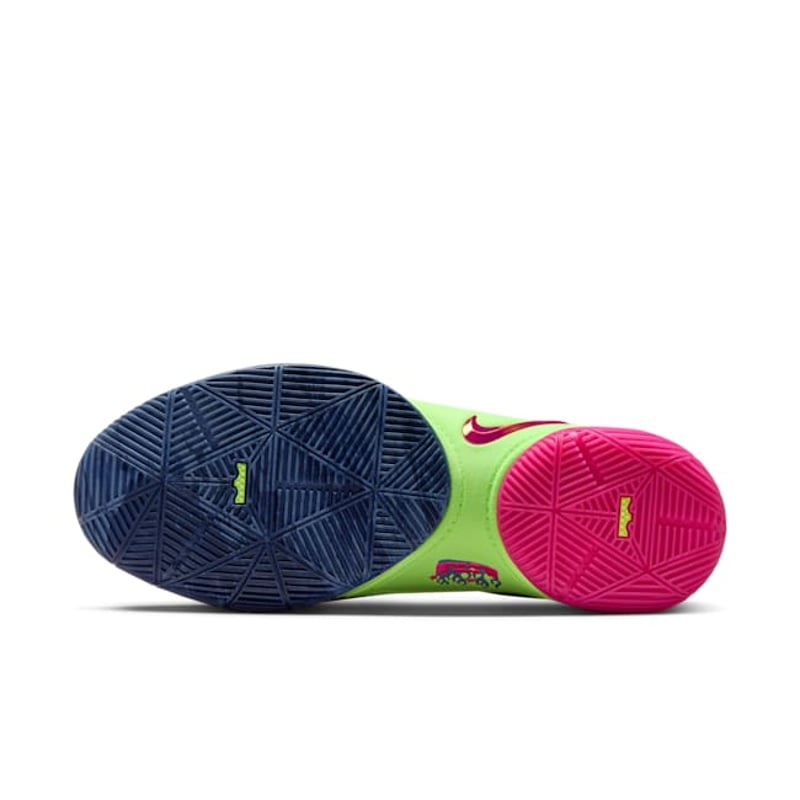 Nike LeBron 22 HV8451-400 02