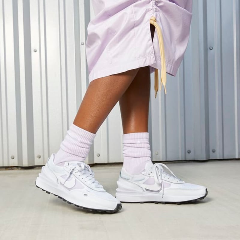 Nike Waffle One DC2533-103 02