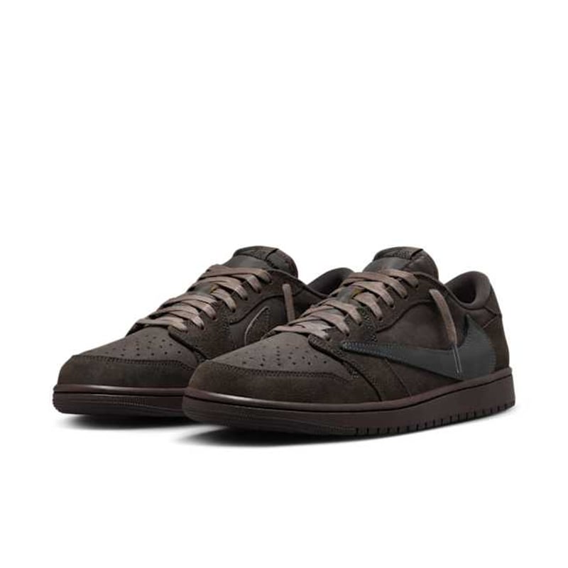 Jordan 1 Low OG x Travis Scott DM7866-202 05