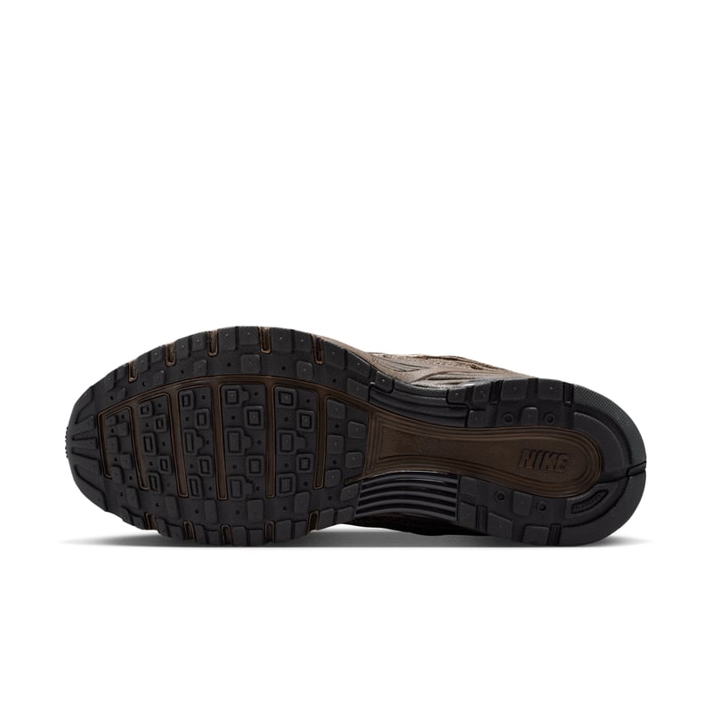 Nike P-6000 SE ‘Snakeskin’ sneakers "Velvet Brown" | Dame | Sportstyle | 01 | SPORTSHOWROOM