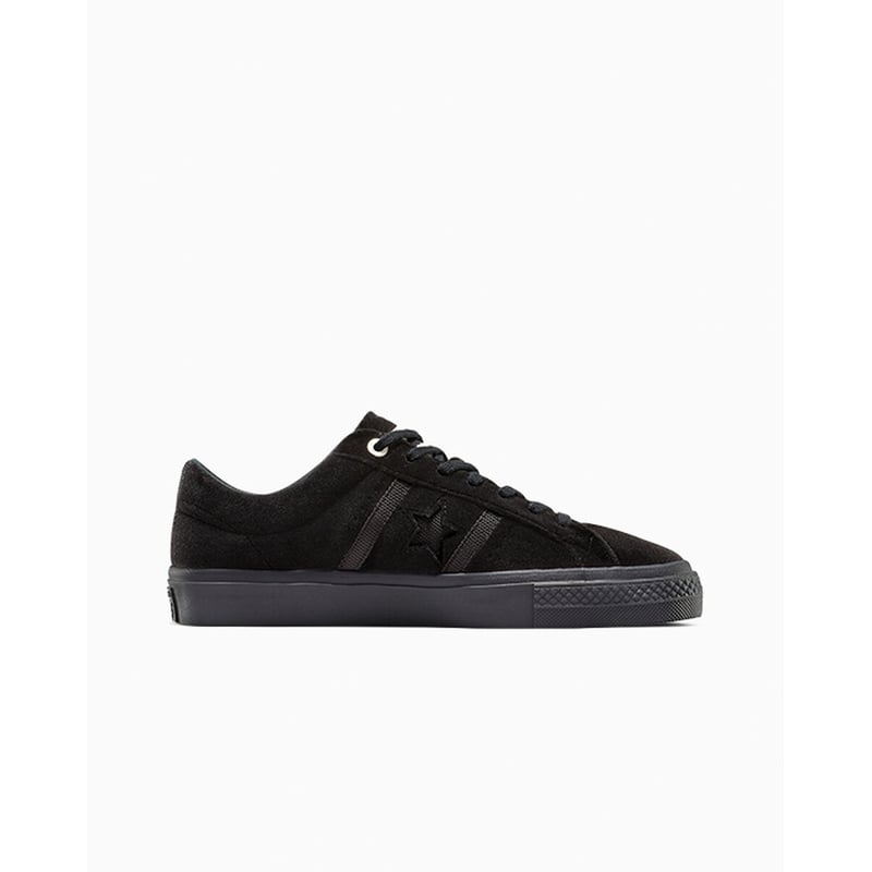 Converse One Star Academy Pro x UNDEFEATED A12131C 01